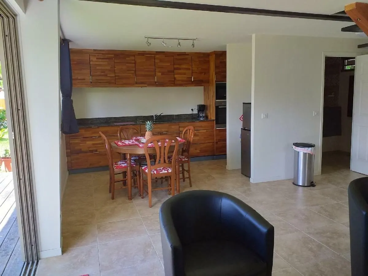 Prázdninový dům Villa Des Riac Moorea